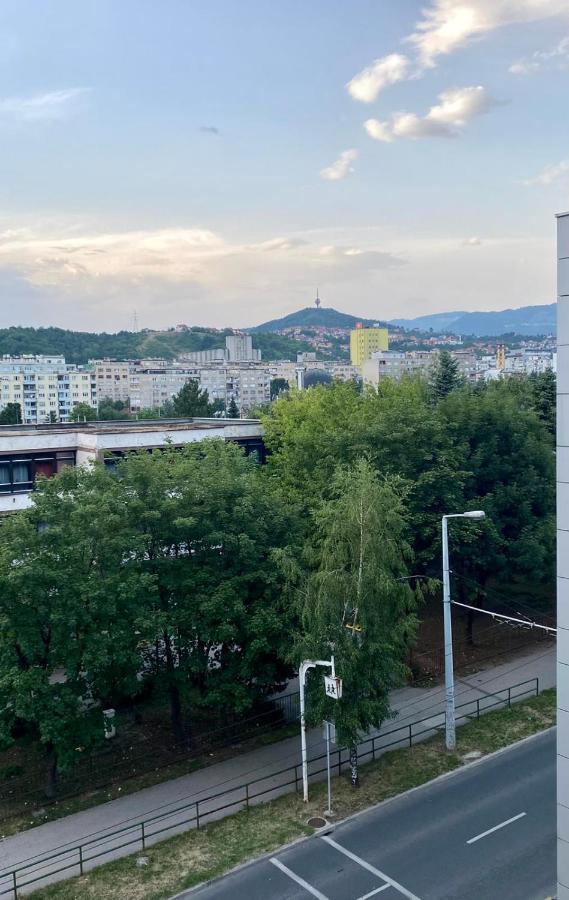 Apartman Relax - Free Public Parking Sarajevo Bagian luar foto