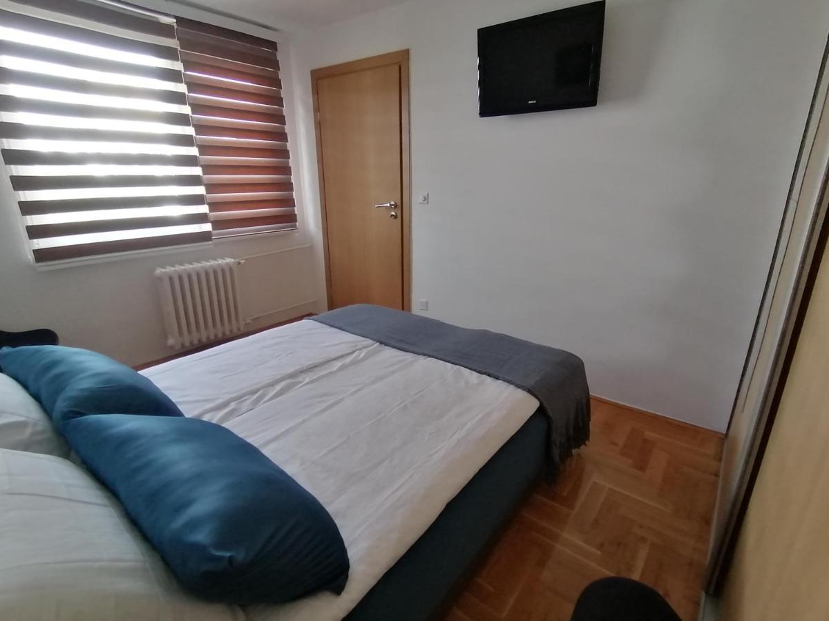 Apartman Relax - Free Public Parking Sarajevo Bagian luar foto