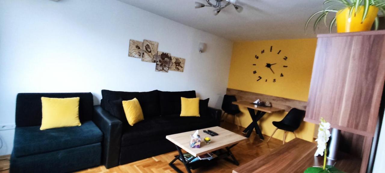 Apartman Relax - Free Public Parking Sarajevo Bagian luar foto
